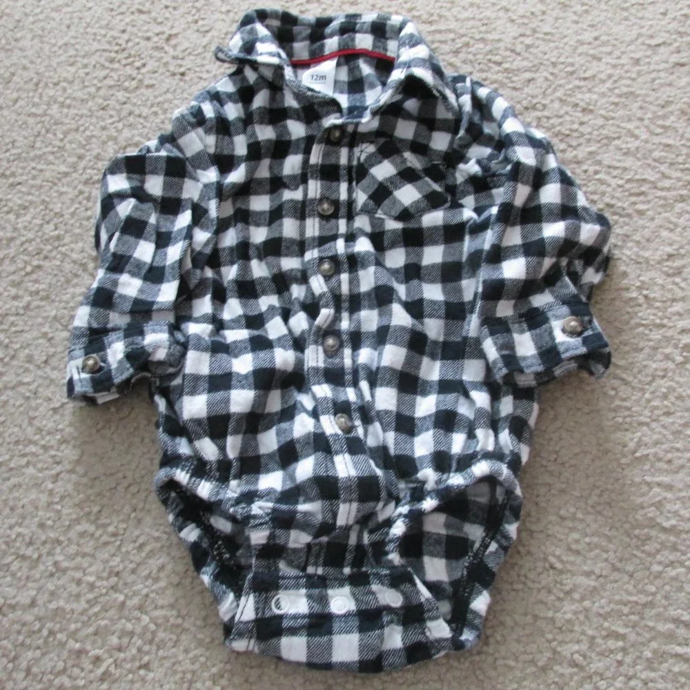Carters Button‎ Up Bodysuit Dress Shirt Boys 12M Black White Check Long Sleeve